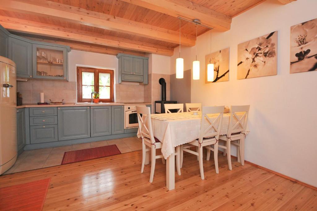 Apartments Tonkli Logje Rom bilde